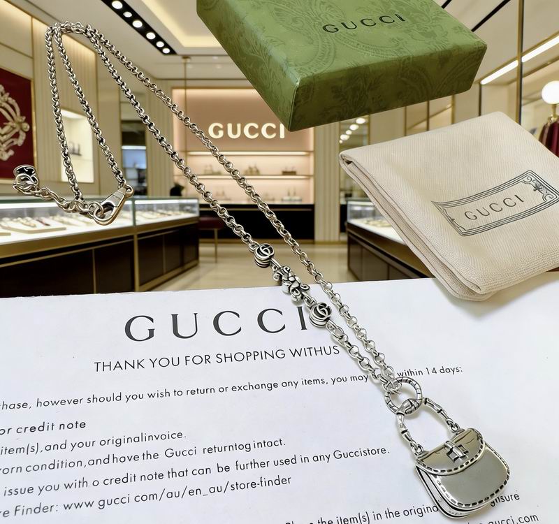 Gucci Necklace  02yxs86